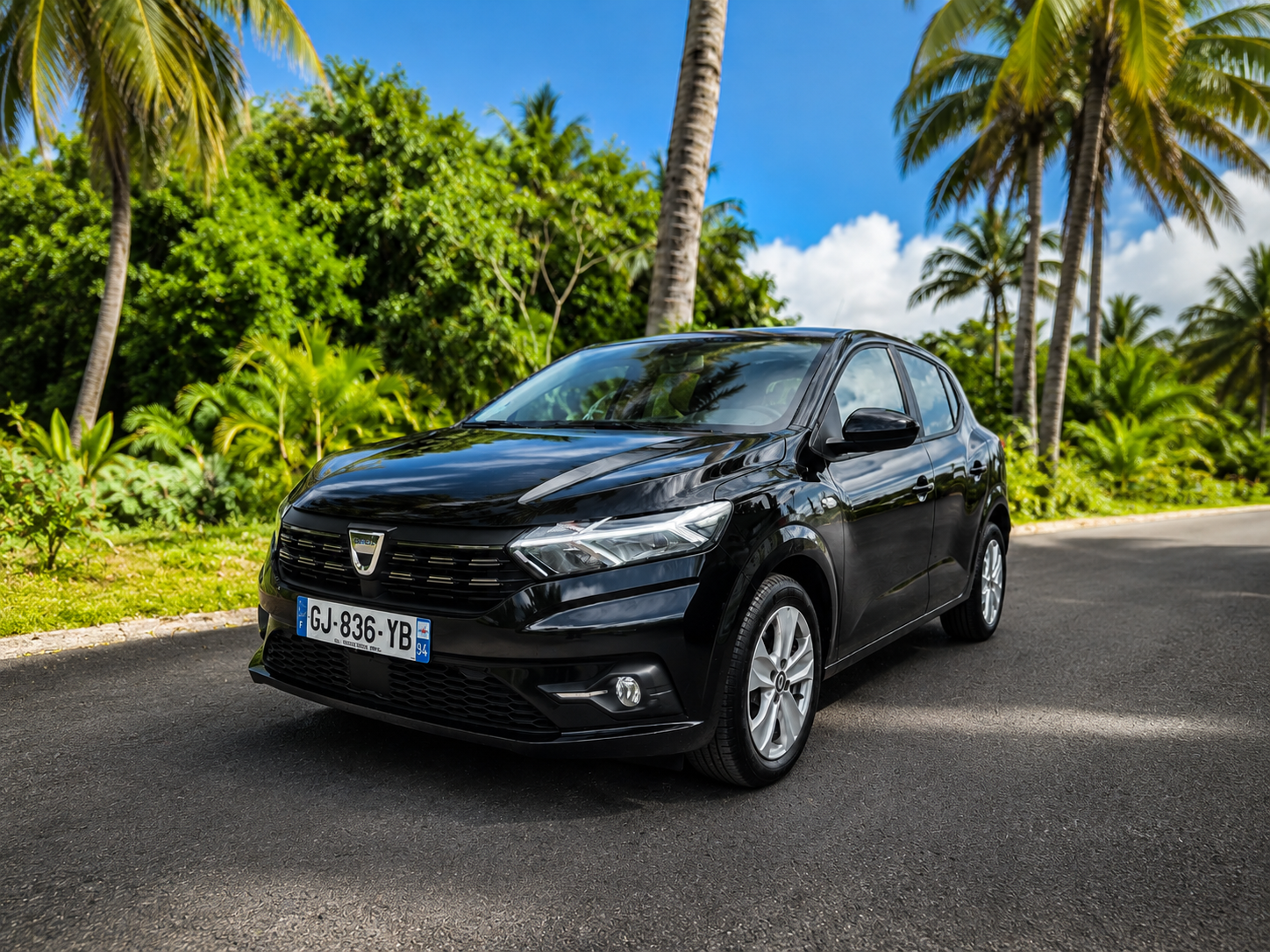 DACIA  SANDERO  - photo 2